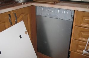 Установка фасада на посудомоечную машину в Королёве